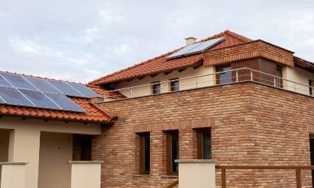 Impianti fotovoltaici condominiali: lavoro eseguito a Seriate da una nostra impresa di fiducia Impianti fotovoltaici condominiali: lavoro eseguito a Seriate da una nostra impresa di fiducia