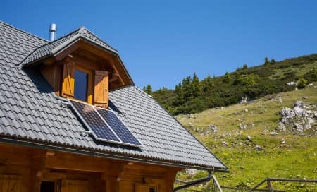 Impianto fotovoltaico da 3kw installato in una baita di montagna