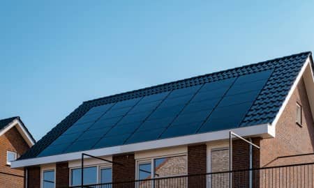 Impianto fotovoltaico domestico progettato e realizzato a Bergamo da una nostra ditta Impianto fotovoltaico domestico realizzato a Bergamo da una nostra ditta